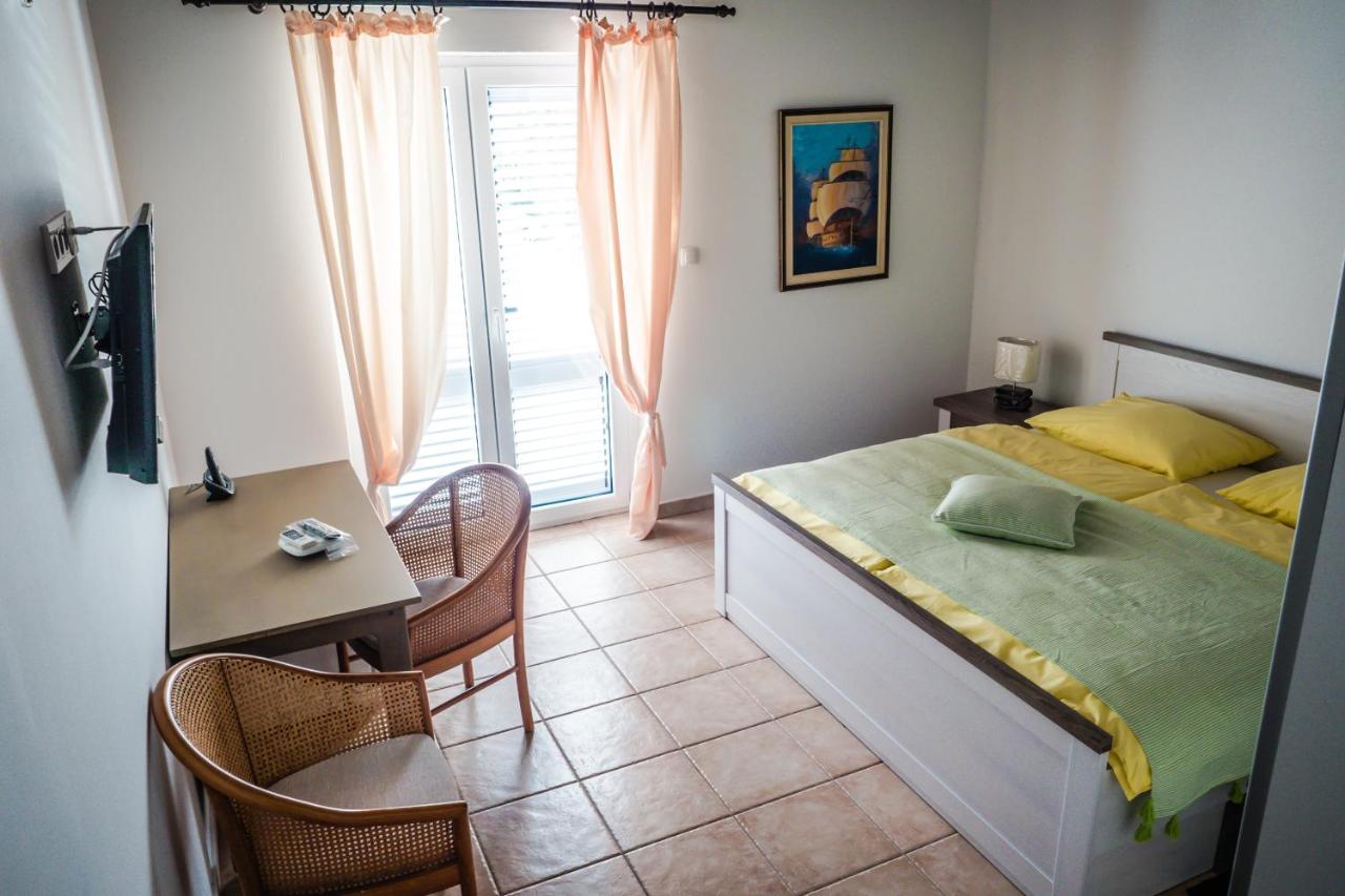 Apartment-Rooms Preka Palit Exterior foto
