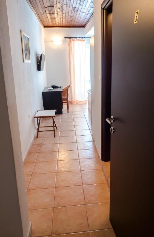 Apartment-Rooms Preka Palit Exterior foto