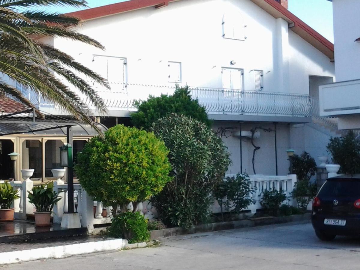 Apartment-Rooms Preka Palit Exterior foto